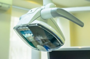 Diş lambası. Tıbbı kapat.