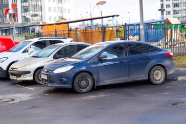 Saint Petersburg, 27.05.2020 Ford Odak noktası otoparkta.