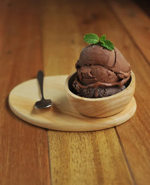 Helado Chocolate Casero Con Menta Tazón Producto Orgánico Casero — Foto de Stock