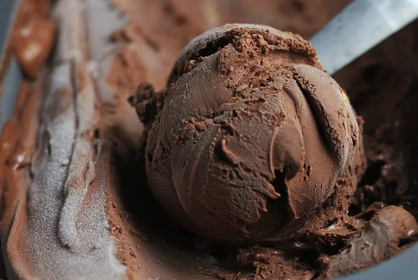 Homemade Chocolate Ice Cream Scoop — Stock Photo, Image