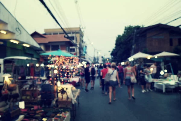 İnsanlar Bulanık ile Sokakta Gece Festivali Olay Partisi — Stok fotoğraf