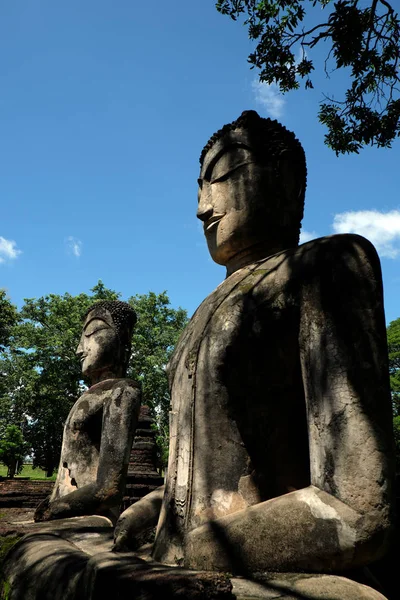 Wat Phra Kaeo a Buddha szobrok történeti Park Kamphaeng — Stock Fotó