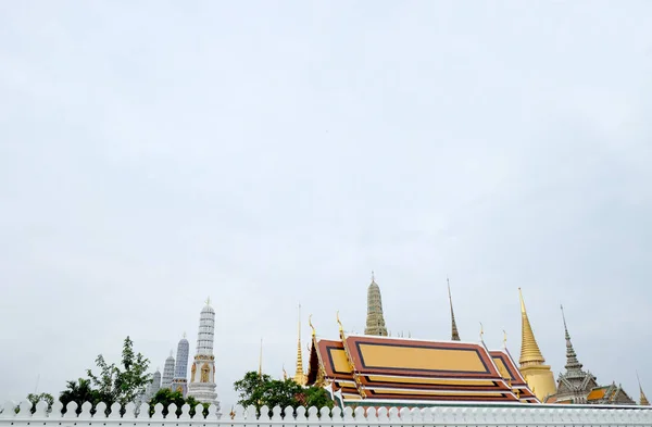 Γουάτ πρα καου-ο ναός του σμαραγδένια Βούδα στην Μπανγκόκ, — Φωτογραφία Αρχείου