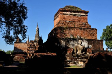Antik Buda heykeli. Sukhothai Tarih Parkı, Sukhothai 