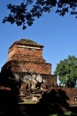 Antik Buda heykeli. Sukhothai Tarih Parkı, Sukhothai 