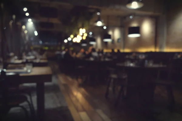 Latar belakang blur shop kopi dengan lampu bokeh dengan filter vintage — Stok Foto