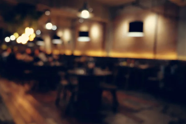 Latar belakang blur shop kopi dengan lampu bokeh dengan filter vintage — Stok Foto