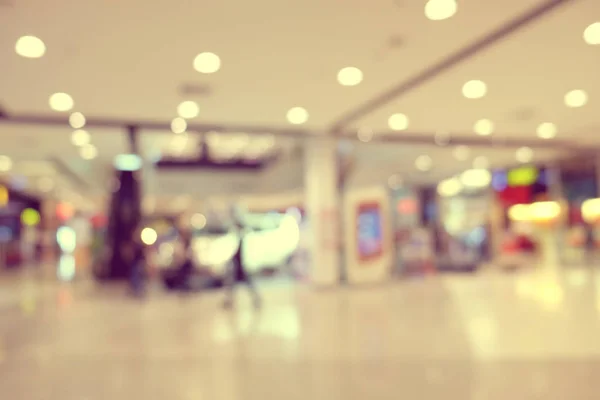 Bulanık görüntü insanlar, mağaza ve alışveriş merkezi — Stok fotoğraf