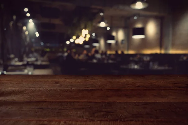 Деревянный Стол Размытие Кафе Кафе Бар Ресторан Фон Использоваться Отображения — стоковое фото