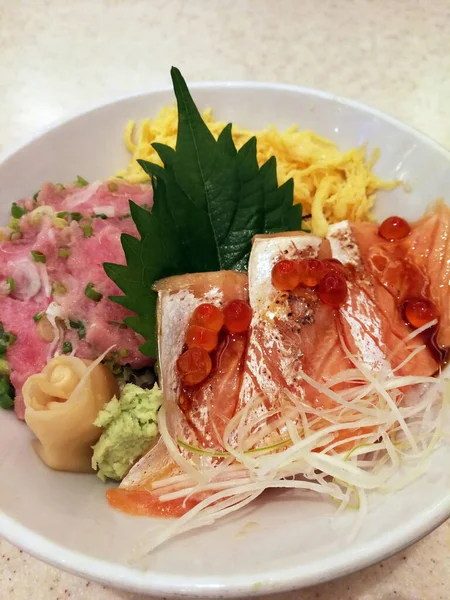 Łosoś Ryżem Japońskie Jedzenie — Zdjęcie stockowe