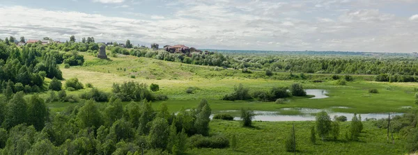 Arkhangelsk 'in kırsal manzarası Küçük Karelyalılar' dan
