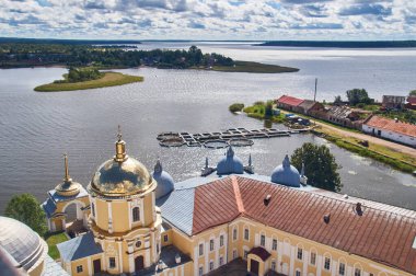 Epiphany Katedrali 'nin çan kulesinden Seliger Gölü Panoraması