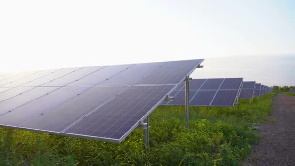 Zonnepanelen Elektriciteit Duurzaamheid Van Planeet Groene Energie Voor Thuis Handel — Stockvideo