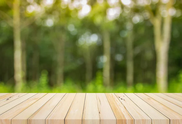 Tavole Legno Con Astratto Verde Naturale Sfondo Bokeh Offuscata Visualizzazione — Foto Stock