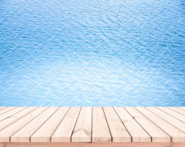 mavi dalgalı arka plan ile ahşap plakalar zemin 