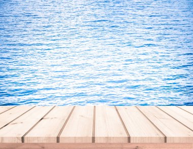 mavi dalgalı arka plan ile ahşap plakalar zemin 