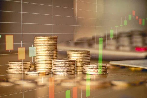 Stapels Gouden Munten Met Trading Graph Achtergrond Financiële Investering Concept — Stockfoto