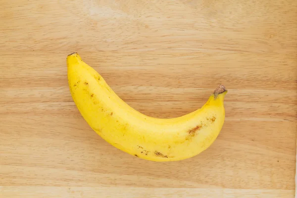 Żółty Banan Tle Drewna — Zdjęcie stockowe