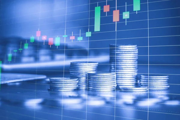 Stapels Gouden Munten Met Trading Graph Achtergrond Financiële Investering Concept — Stockfoto