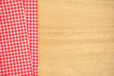 Klasik pembe ekose kumaş ya da masa örtüsü.