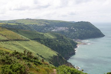Devon 'daki Lynton ve Lynmouth Countisbury Hill' den görüntü