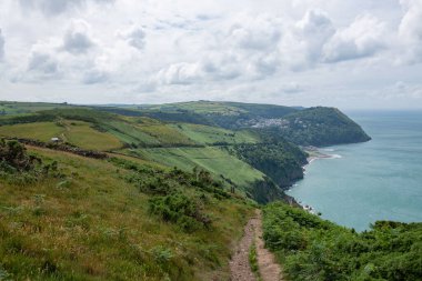 Devon 'daki Lynton ve Lynmouth Countisbury Hill' den görüntü