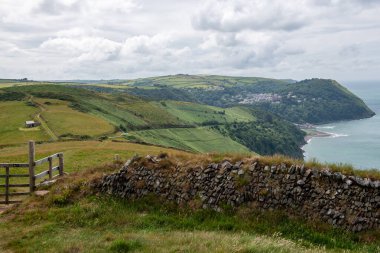 Devon 'daki Lynton ve Lynmouth Countisbury Hill' den görüntü