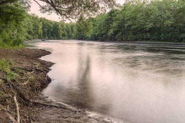 Batı Kanada Creek şehir dışında New York'ta