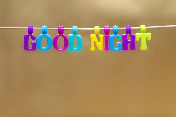 "God natt "skylt med barnens Toy Letters — Stockfoto