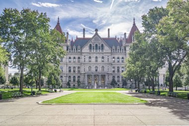Albany, New York - 27 Eylül 2018: New York State Capitol Building Albany, New York Eyalet Meclisi ev.