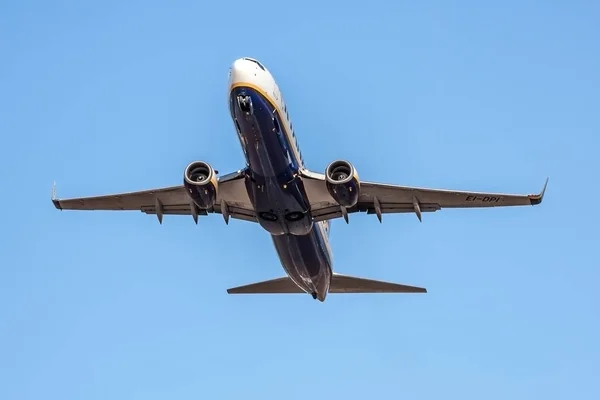 John Paul International Airport Bari Italy 2019 Ryanair Boeing 737 — 스톡 사진