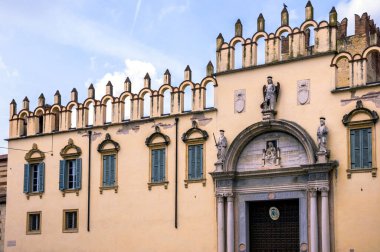 Verona, İtalya 'daki Roma Katolik Piskoposluğu' nun Binası