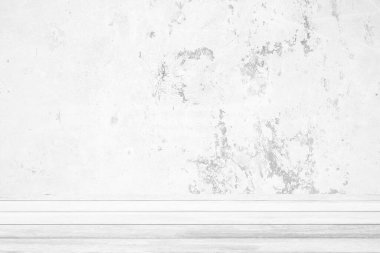 Grunge Beton Duvarlı Beyaz Tahta Masa Ürün Gösterimi İçin Uygun.