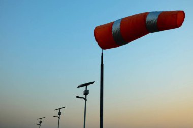 Rüzgâr Yönü Bayrağını Kapat.