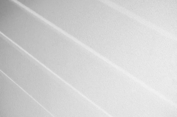 コンクリート壁のテクスチャに白い斜線背景 — ストック写真