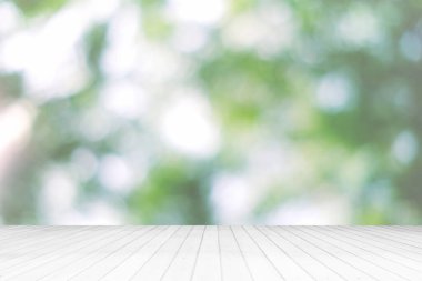 Soyut Beyaz Ahşap Döşeme Bahçede Güzel Bokeh Arkaplanda.