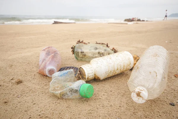 Deniz Hayatını Etkileyen Deniz Çöpe Çevre Sorunu Kavramı — Stok fotoğraf