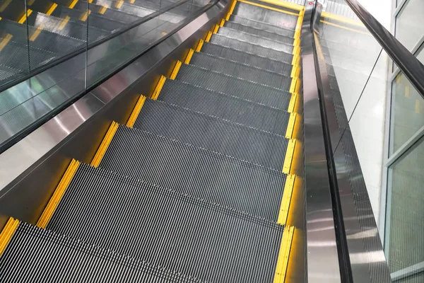 Escaleras Mecánicas Centro Comercial Cayendo —  Fotos de Stock