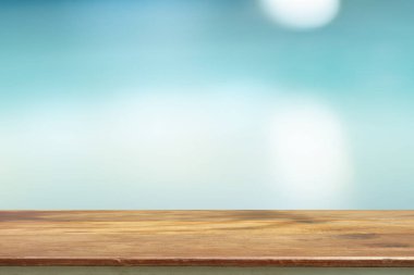 Ahşap masa üstü üzerinde bulanıklık doğa arka plan