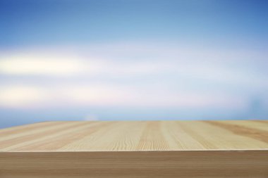 Ahşap masa üstü üzerinde bulanıklık doğa arka plan