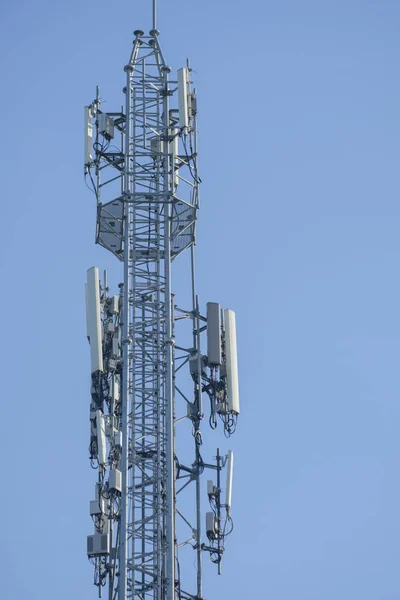 Wieża nadawcza anteny — Zdjęcie stockowe