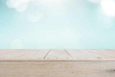 Ahşap masa üstü üzerinde bulanıklık doğa arka plan