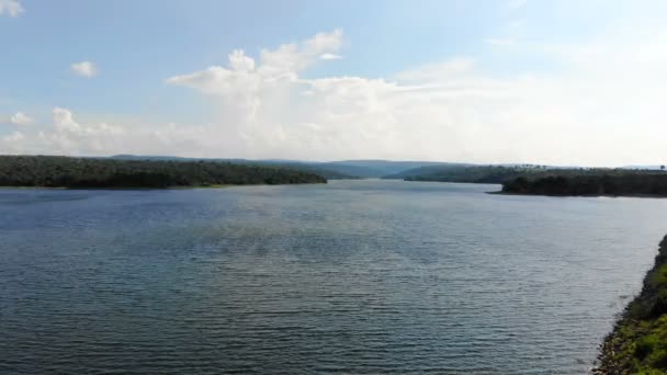 Drone Постріл Пташиного Польоту Мальовничий Краєвид Водосховище Греблі Сільській Місцевості — стокове відео