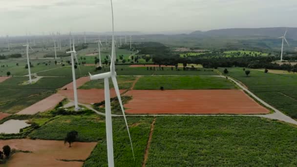 Drone Shot Luchtfoto Schilderachtige Van Windturbine Voor Elektrische Generatie Eco — Stockvideo