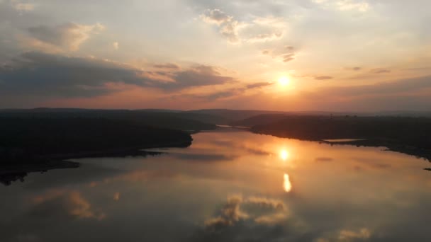 Drone Shot Vue Aérienne Paysage Pittoresque Rivière Tropicale Coucher Soleil — Video