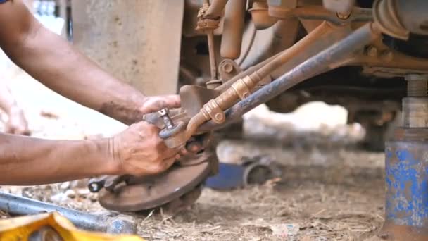 Hands Mechanical Spinning Bolt Truck Repair Wishbone Control Arm Replace — Stock Video