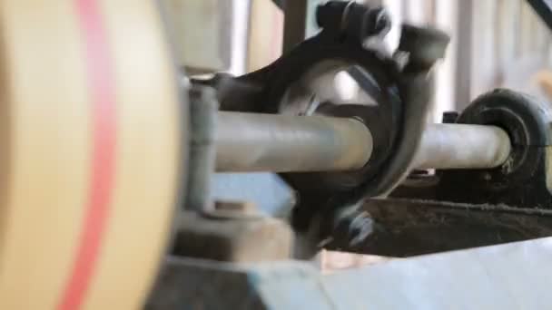 Oude Machine Voor Landbouw Werken Door Gordel Riemschijf Rotary Gear — Stockvideo