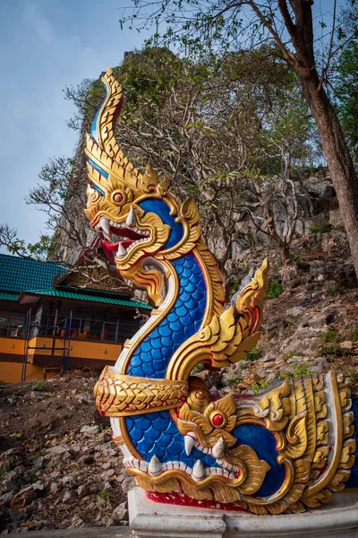 Beautiful Serpent Sculpture Cement Art Colorful — Stock Photo, Image