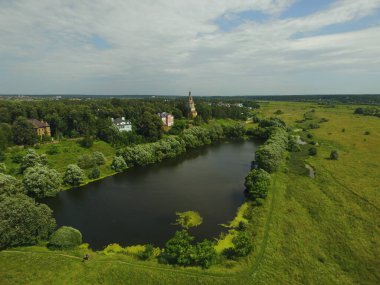 Moskova Bölgesi Ubory köyünde Kurtarıcı Olmayan Ortodoks Kilisesi.