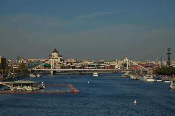Vista Del Puente Crimea Catedral Cristo Salvador Moscú — Foto de Stock
